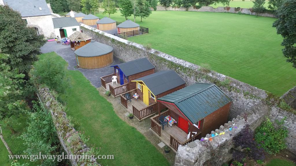 מלון טואם Galway Glamping מראה חיצוני תמונה