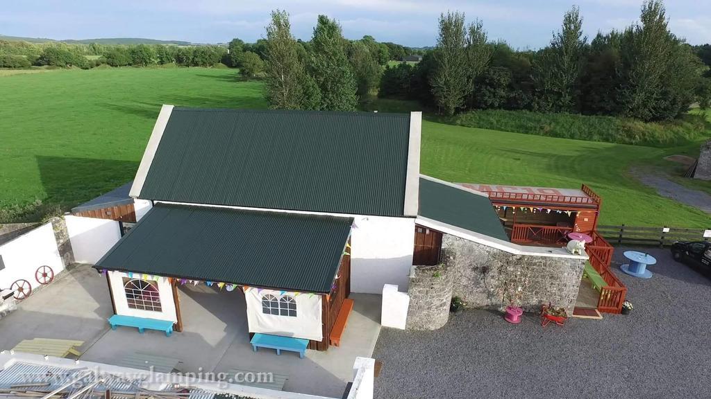 מלון טואם Galway Glamping מראה חיצוני תמונה