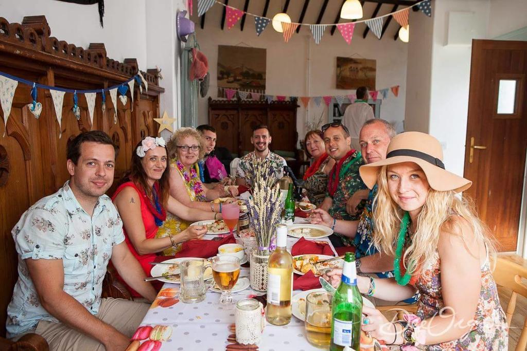 מלון טואם Galway Glamping מראה חיצוני תמונה